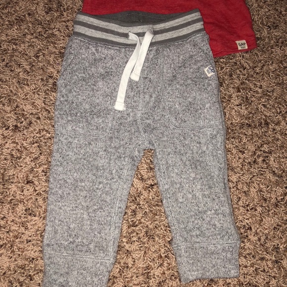 Baby boy Gap Set. Long sleeve shirt plus pants - Picture 2 of 5